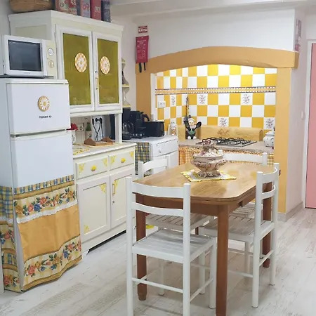 Casa Janelinhas - Near Sintra, Mafra, Ericeira Дом отдыха *